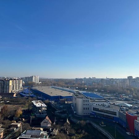 Апартаменти Мон Блан Khmelnytskyi Exterior photo